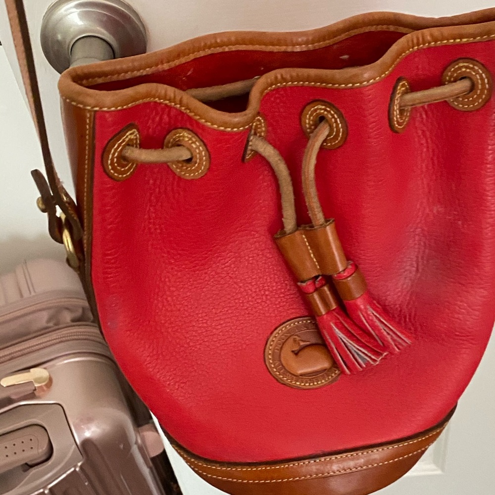 Dooney & Bourke Purse